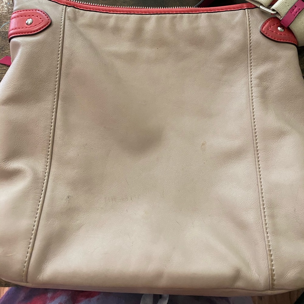 Coach Crossbody - Picture 3 of 4